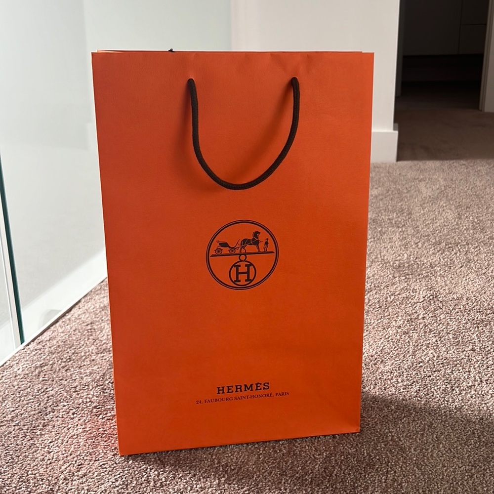 Hermes medium tall shopping bags